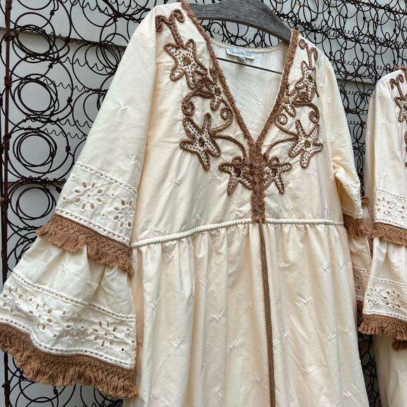 See And Be Seen Boho Eyelet Cotton Tassel Fringe Trim Midi Dress MEDIUM - Picture 7 of 8